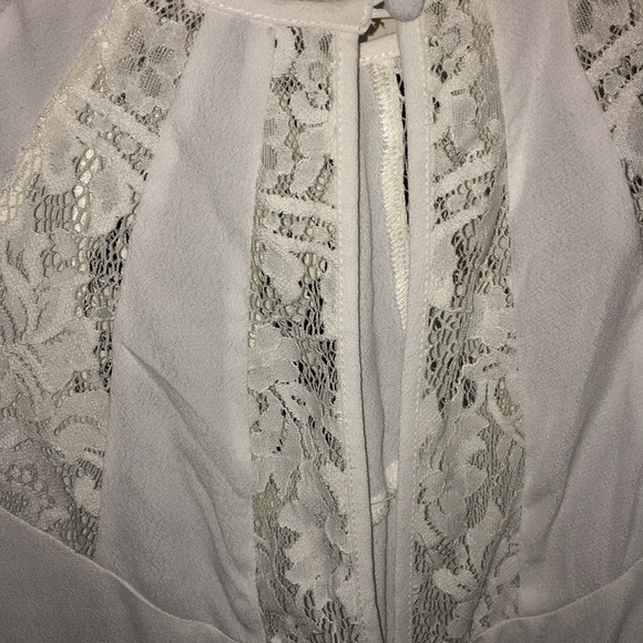 Cute short sleeve lace top - Picture 5 of 5